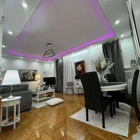Modern In The Heart Of Athens. Apartment Athens