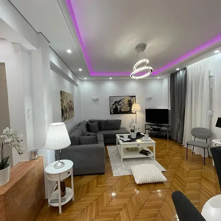 Modern In The Heart Of Athens. Apartment *